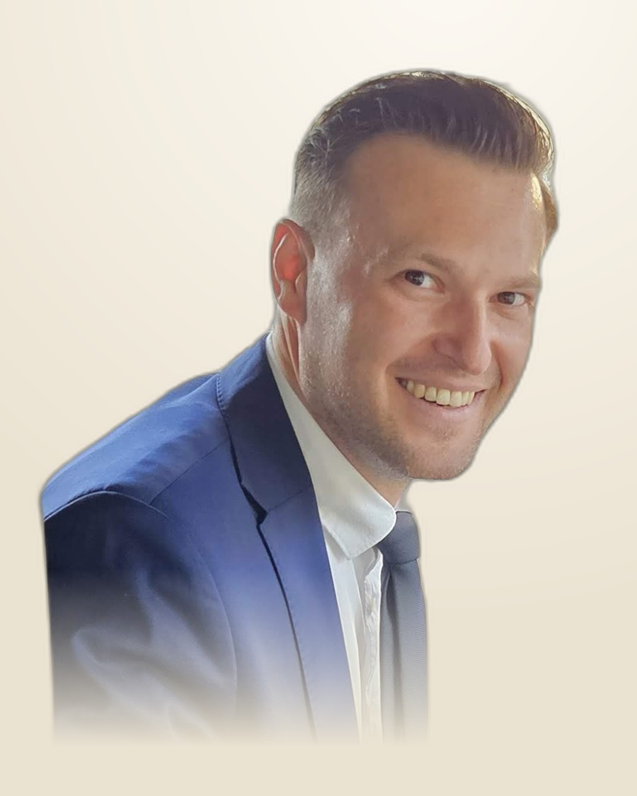 Cezary Cichocki, accredited mediator